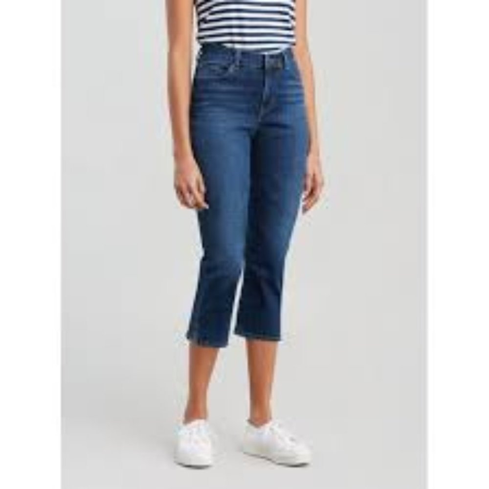 Capri Levis